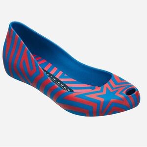 Vibrant Star Pattern Flats